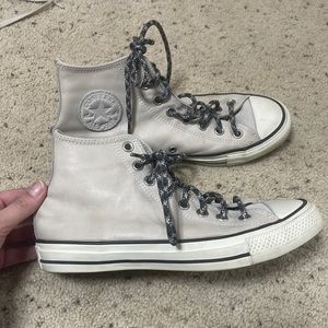 Gently used hightop converse